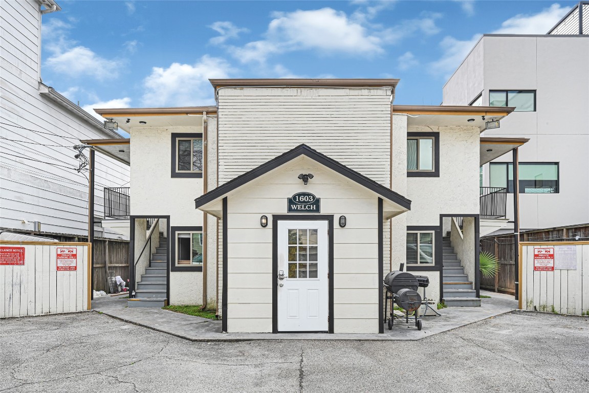 1603 Welch Street, Unit 4 Houston, TX 77006 - Photo 3 of 22