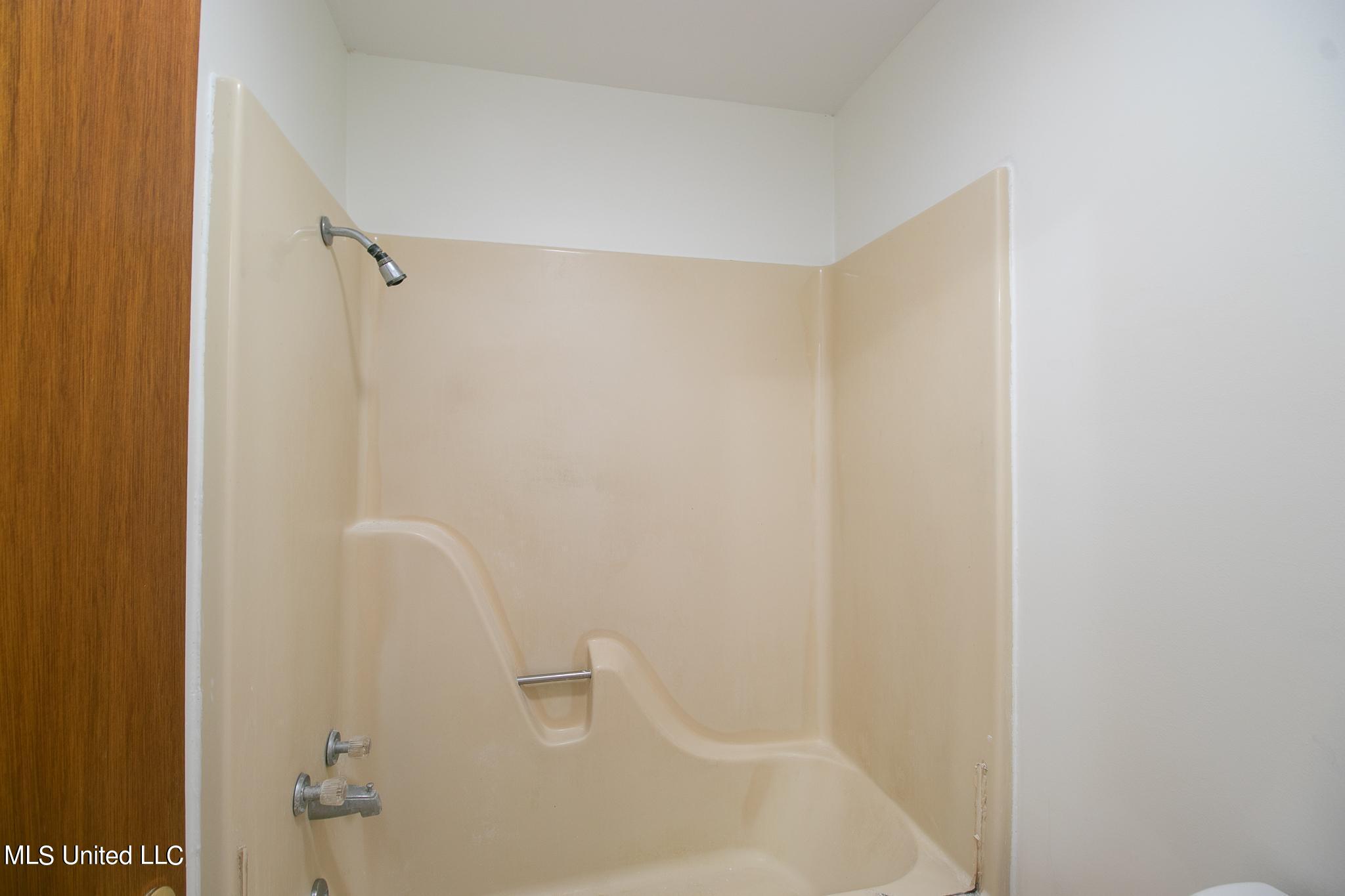 5705 Carter Road Ocean Springs, MS 39564 - Photo 13 of 25 CARTER 12