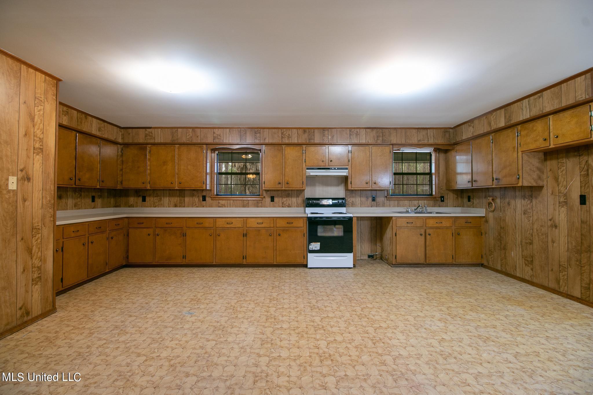 5705 Carter Road Ocean Springs, MS 39564 - Photo 19 of 25 CARTER 18