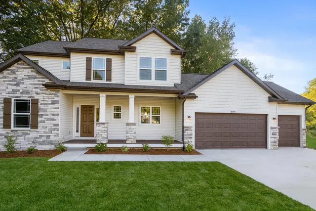 $439,550 | 46 Coronado Drive, Jackson, MI 49201