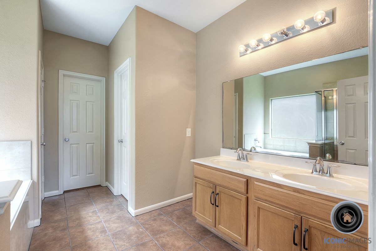 29434 Legends Bluff Drive Spring, TX 77386 - Photo 18 of 33