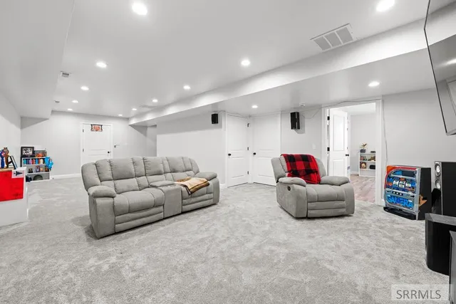 $515,000 | 3878 Walnut Way, Rigby, ID 83442