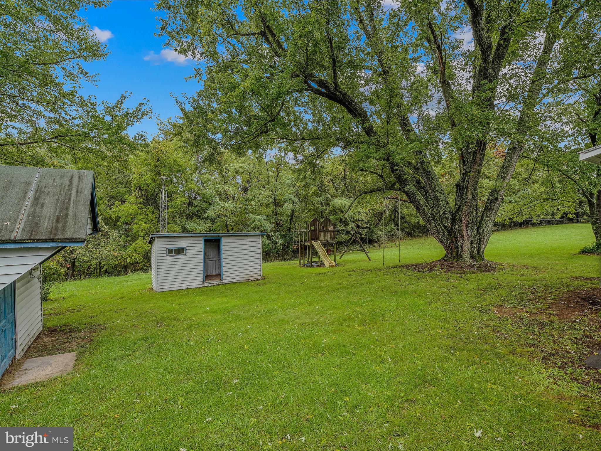 9797 Winchester Grade Road Berkeley Springs, WV 25411 - Photo 24 of 30 Backyard