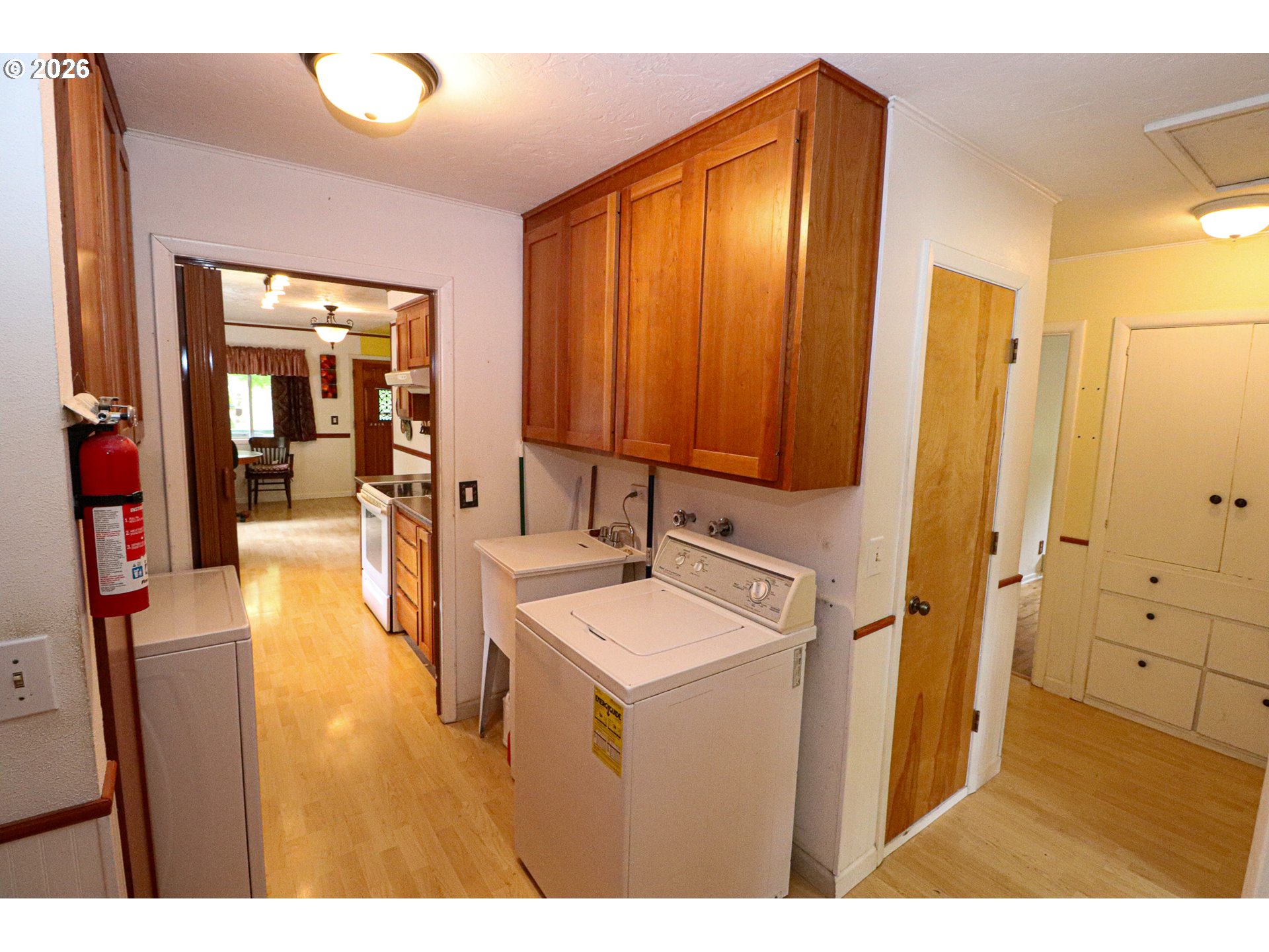 88519 Periwinkle Road Springfield, OR 97478 - Photo 11 of 48