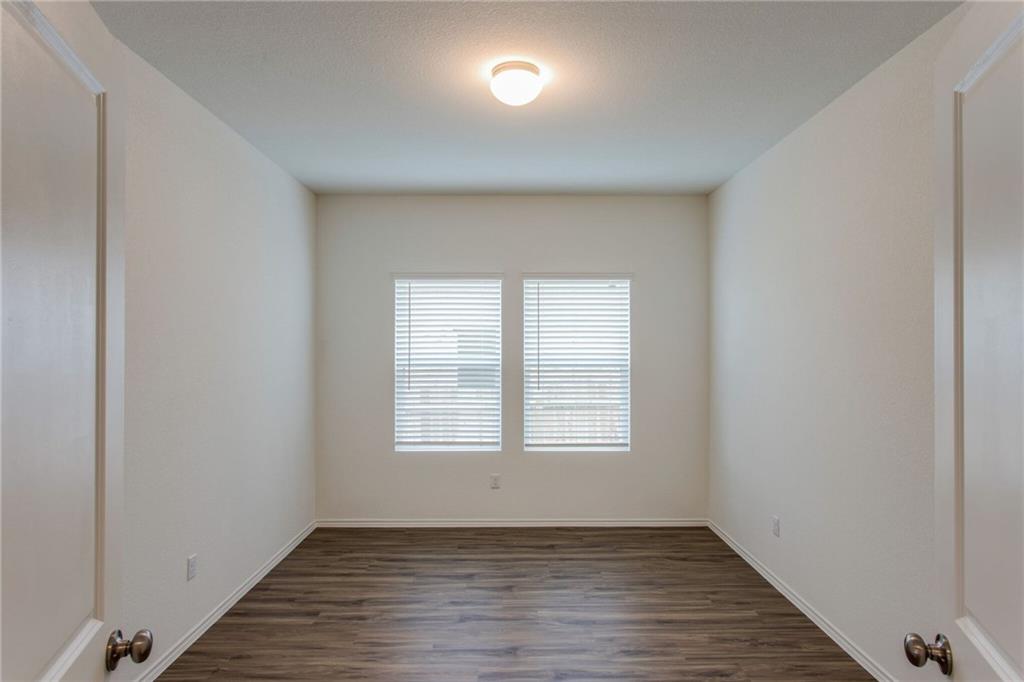 713 Mallow Road Leander, TX 78641 - Photo 5 of 32