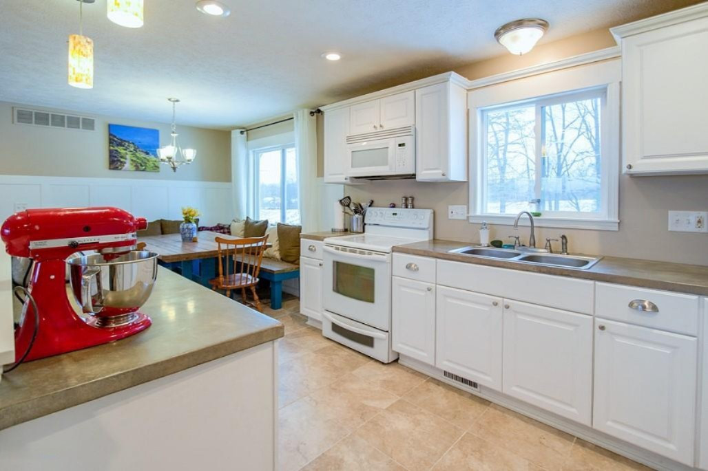 14685 Clintonia Road Portland, MI 48875 - Photo 8 of 25 Clint8