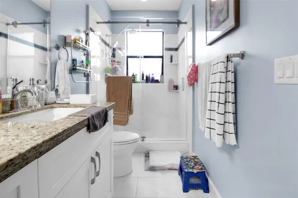 $570,000 | 3323 West 90th Terrace, Hialeah, FL 33018