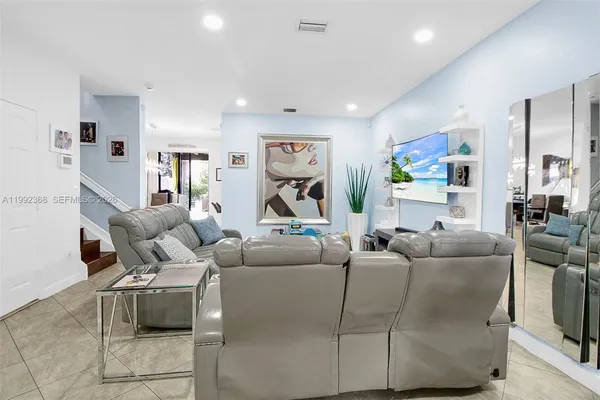 $570,000 | 3323 West 90th Terrace, Hialeah, FL 33018