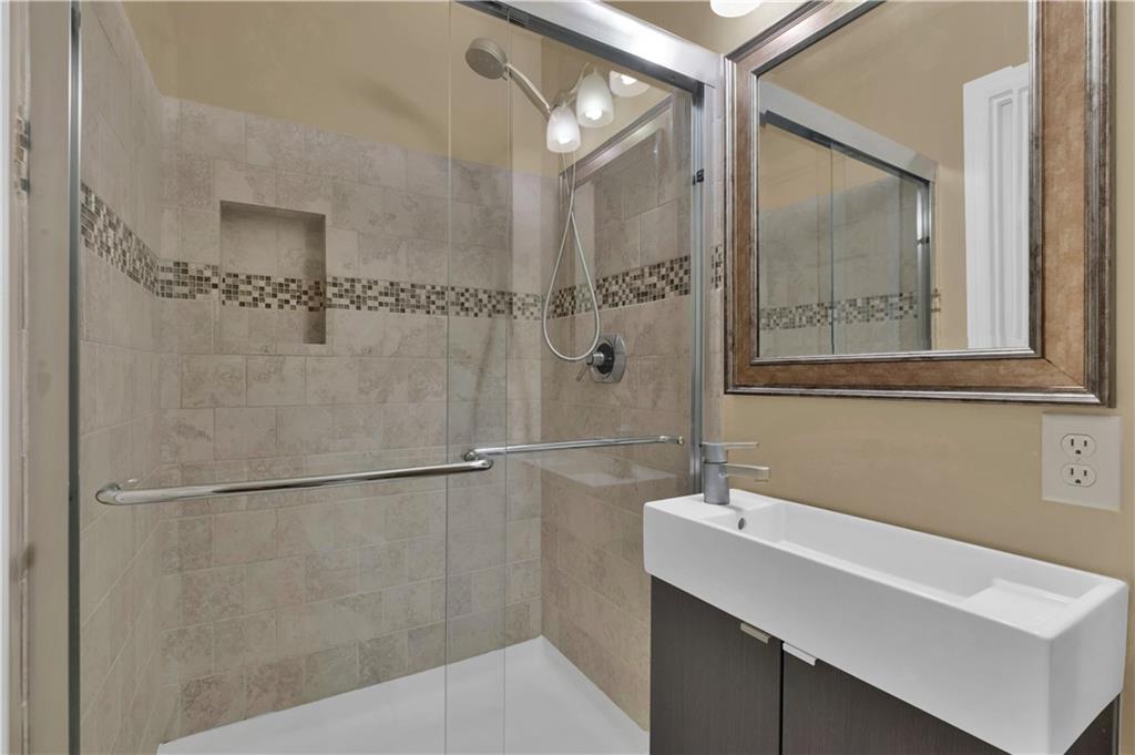 21 Hemingway Street Pittsburgh, PA 15213 - Photo 11 of 21 Gallery Image 11