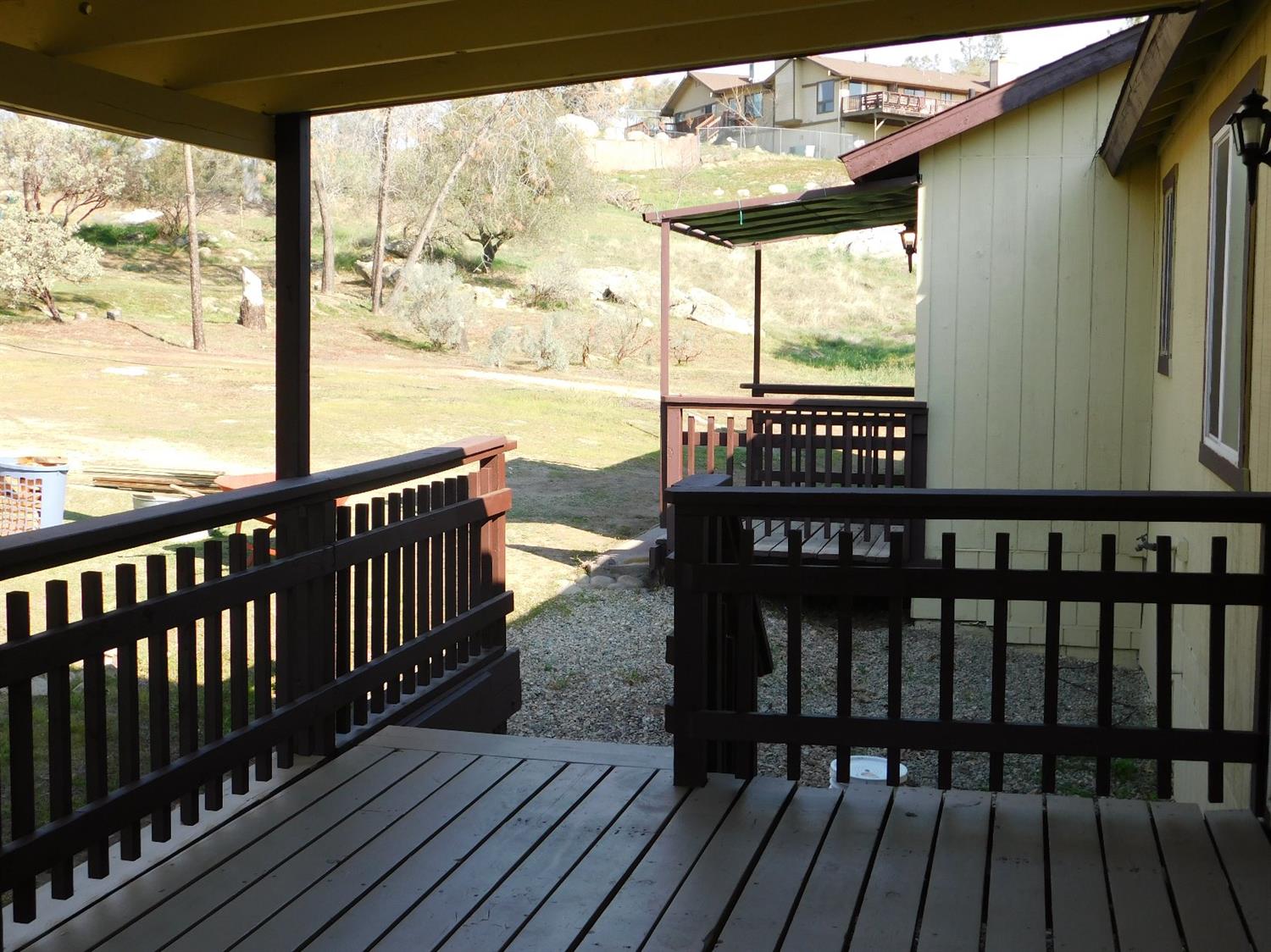31251 Revis Road Coarsegold, CA 93614 - Photo 9 of 19 Gallery Image 9
