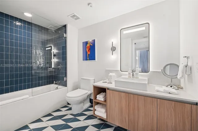 $759,700 | 601 Northeast 1st Avenue, Unit 1901, Miami, FL 33132