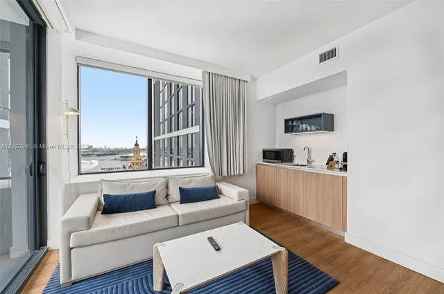 $759,700 | 601 Northeast 1st Avenue, Unit 1901, Miami, FL 33132