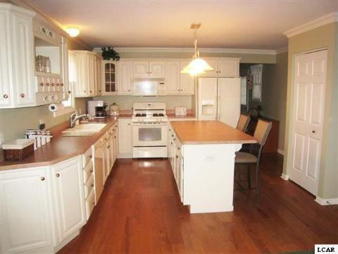 5832 Pawson Road Tipton, MI 49287 - Photo 3 of 12 20010638-2.JPG
