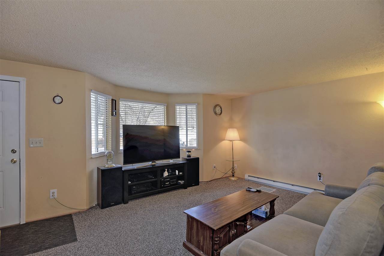 4824 North Isenhart Road Spokane Valley, WA 99216 - Photo 2 of 20 Gallery Image 2