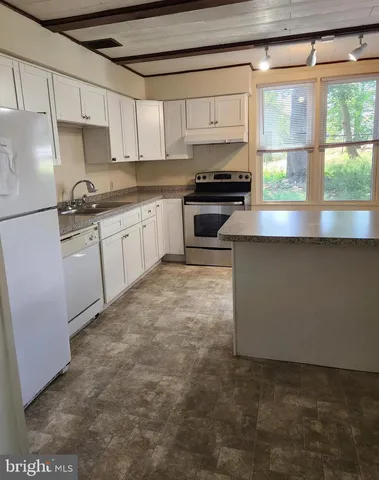 $1,900 | 29 North Prince Street, Millersville, PA 17551