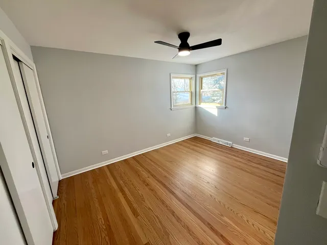 $430,000 | 10420 Kildare Avenue, Oak Lawn, IL 60453