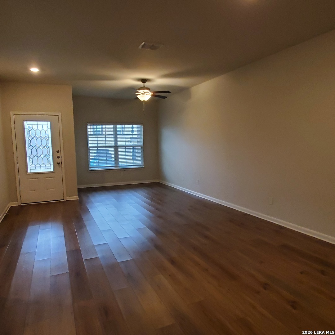 9206 Foxing Bluff Converse, TX 78109 - Photo 2 of 10