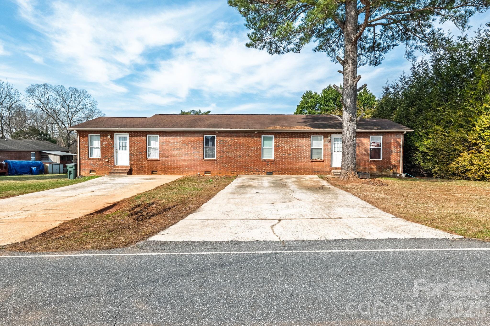 3761 Herman Sipe Road Conover, NC 28613 - Photo 1 of 27 front view of house with a yard