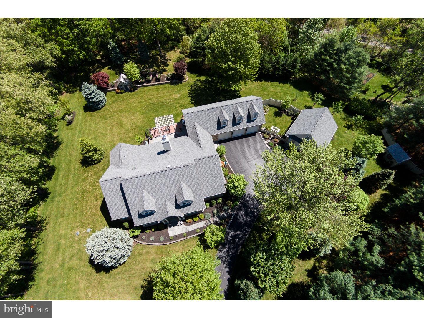 33 Bolingbroke Road West Chester, PA 19382 - Photo 5 of 25 View