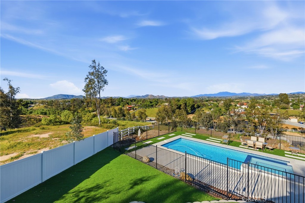 35825 Meadow Ridge Road Temecula, CA 92592 - Photo 13 of 65