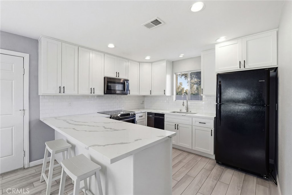 35825 Meadow Ridge Road Temecula, CA 92592 - Photo 7 of 65