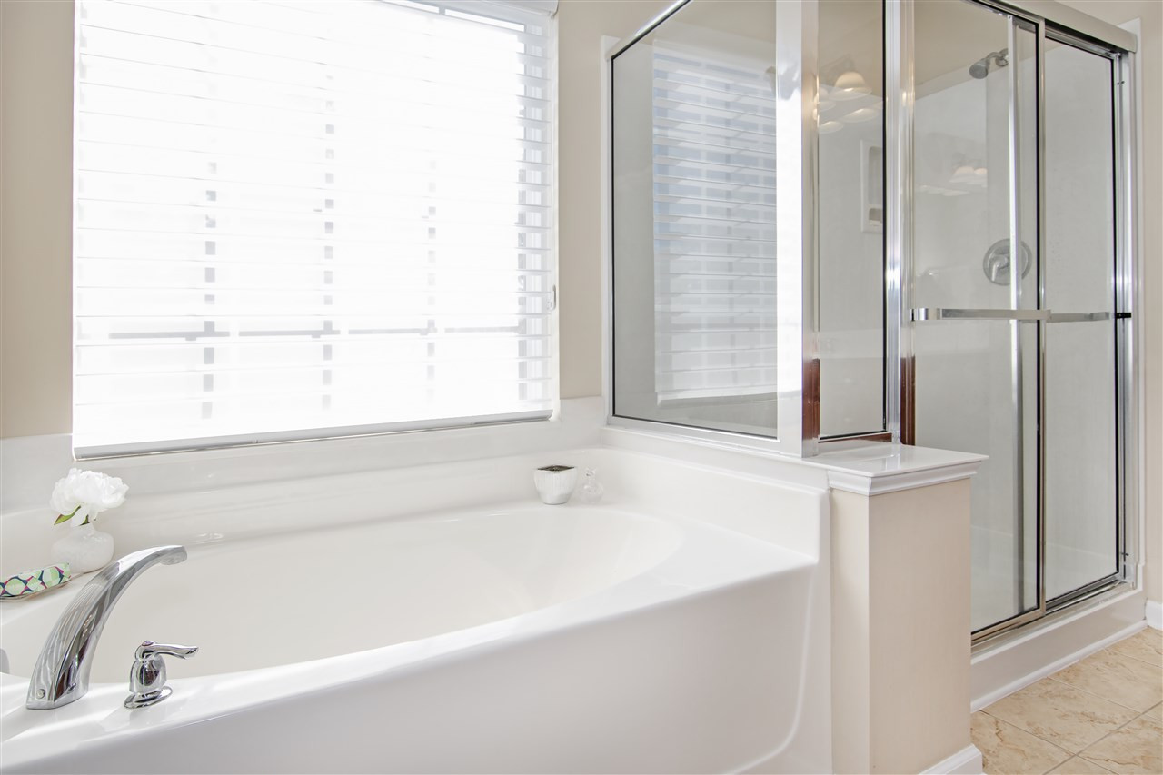2605 Laurel Cherry Street Raleigh, NC 27612 - Photo 21 of 30 Spacious bath with a garden soaking tub and sep shower.