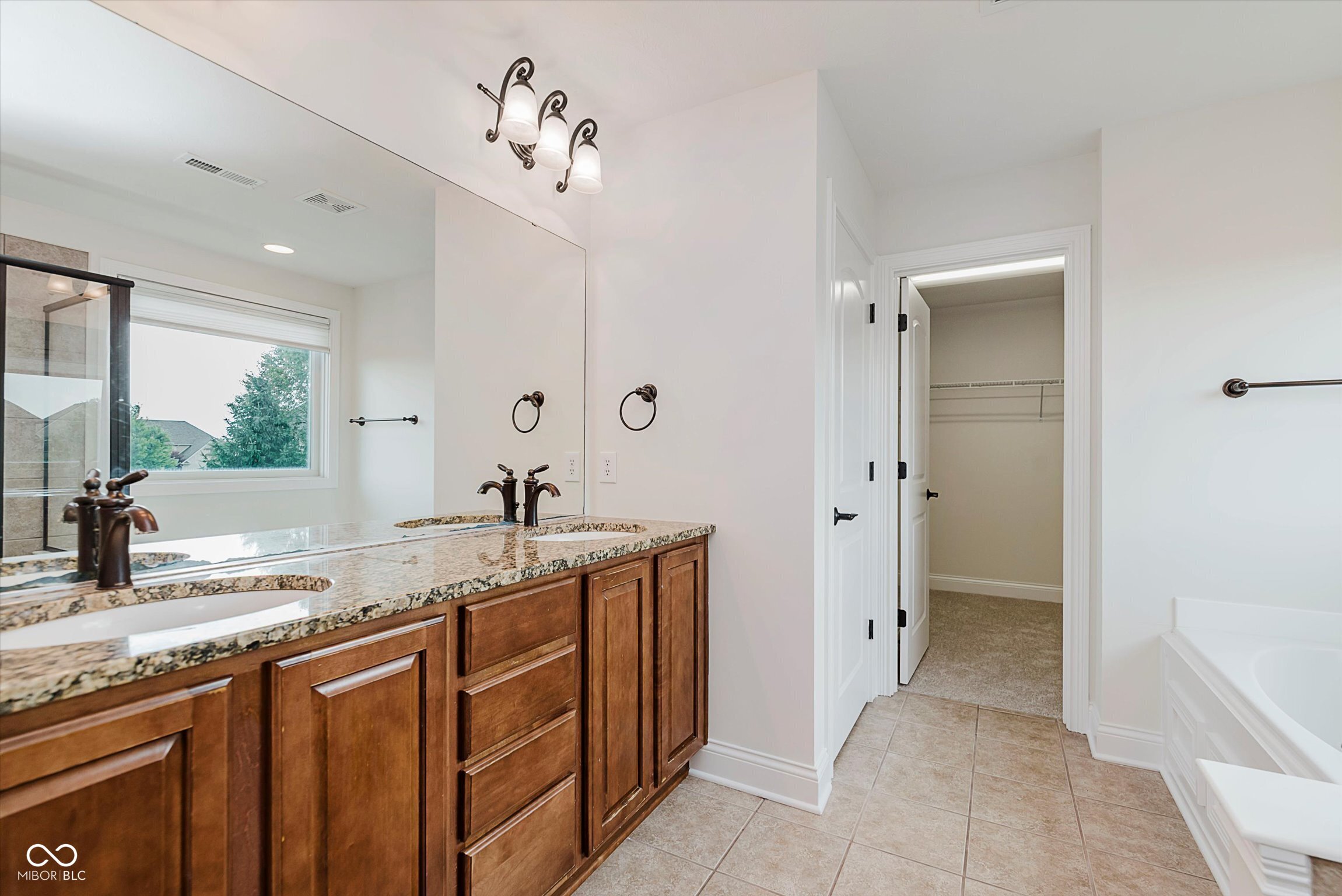 10264 Normandy Way Fishers, IN 46040 - Photo 21 of 39