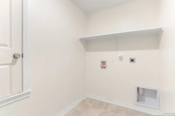 $1,499 | 15521 Selene View, San Antonio, TX 78245