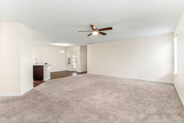 $1,499 | 15521 Selene View, San Antonio, TX 78245