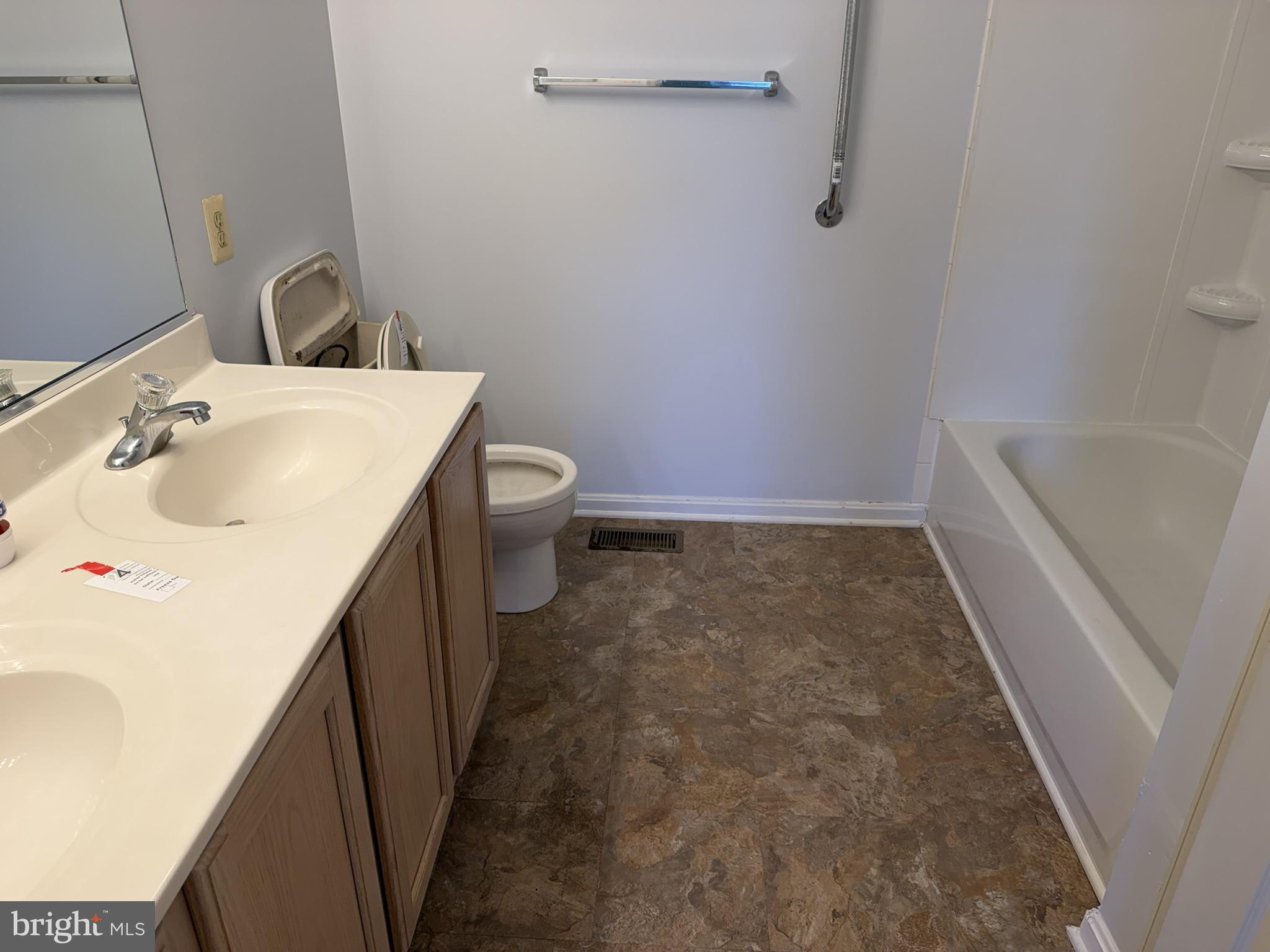 159 Miles Circle Hurlock, MD 21643 - Photo 15 of 23 full bath 1 (primary)