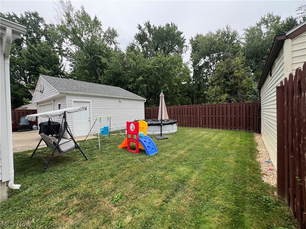 6821 Franke Road Middleburg Heights, OH 44130 - Photo 20 of 24