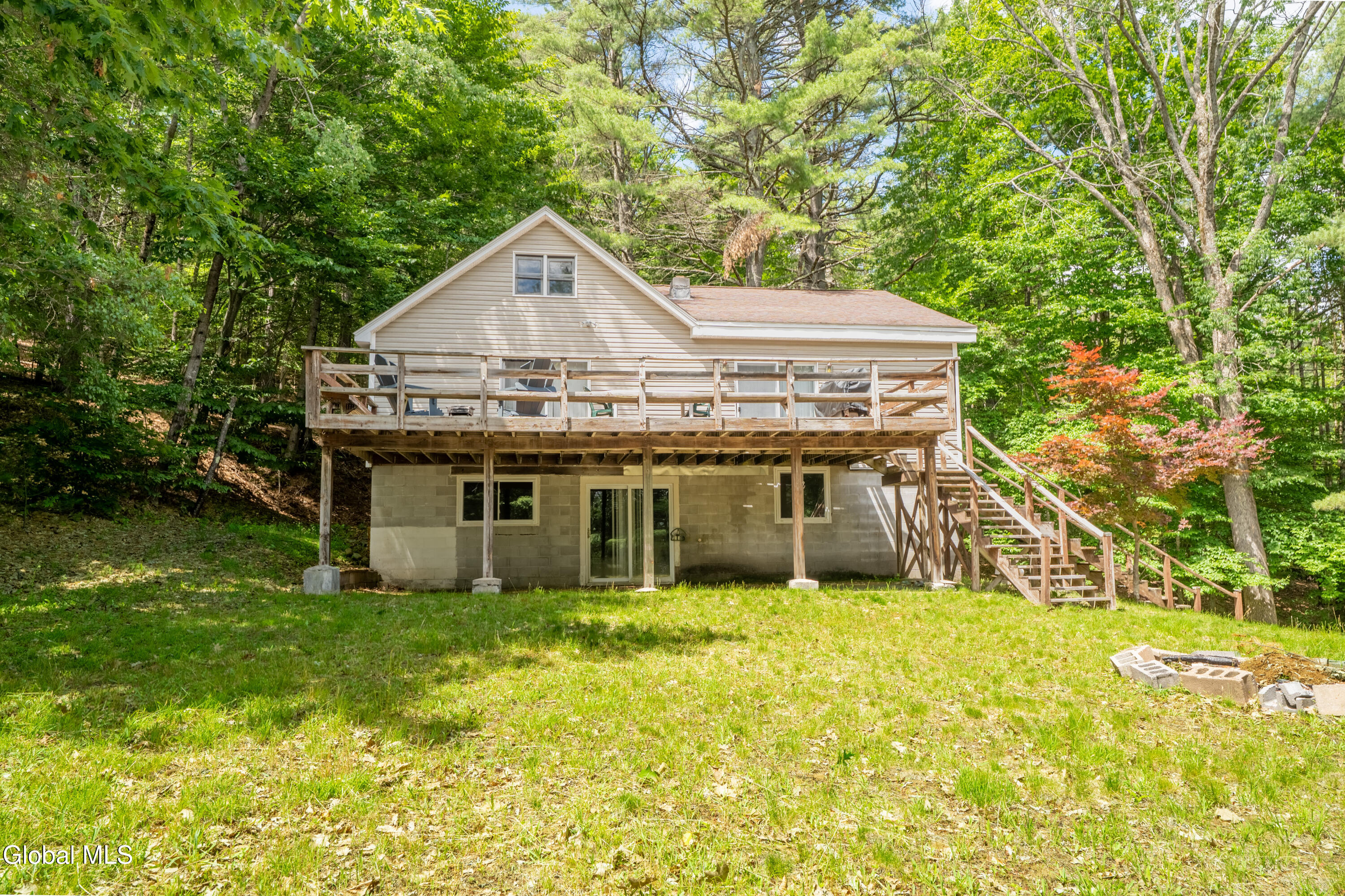 849 n shore-103