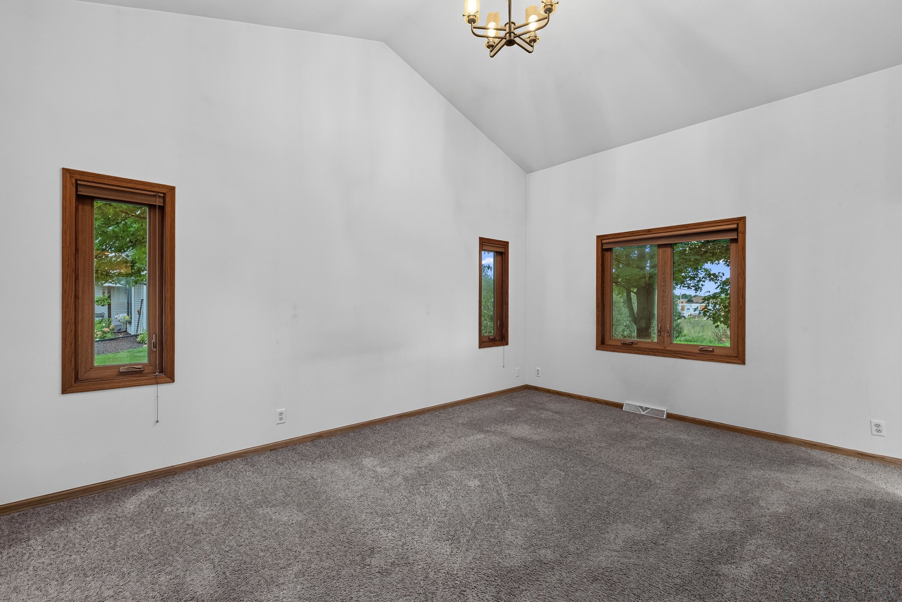 1200 County Rd V Fond du Lac, WI 54935 - Photo 16 of 32 Gallery Image 16