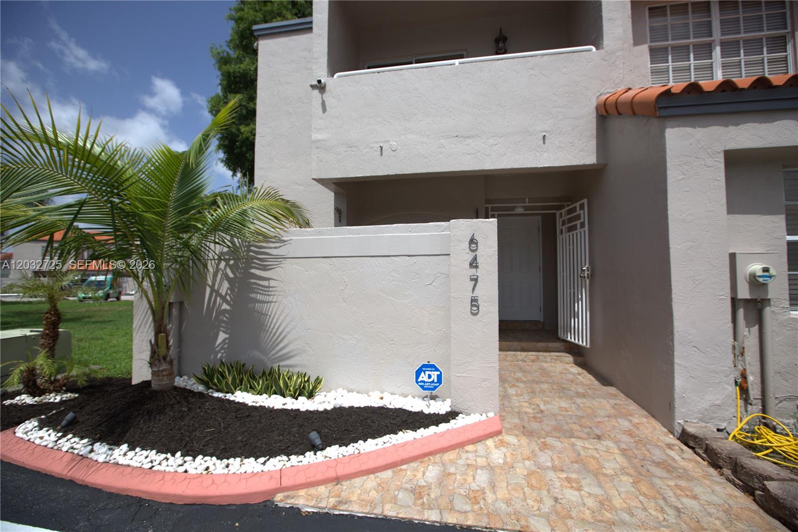 6475 Southwest 129th Avenue Miami, FL 33183 - Photo 4 of 43