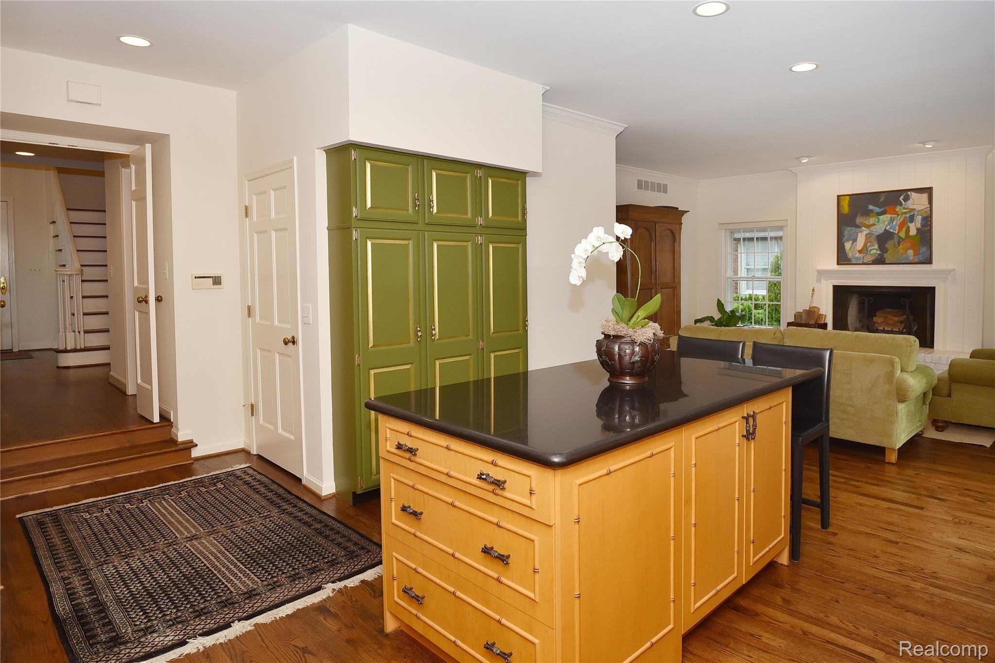 748 Southfield Road Birmingham, MI 48009 - Photo 12 of 28 Southfield 748_40.JPG
