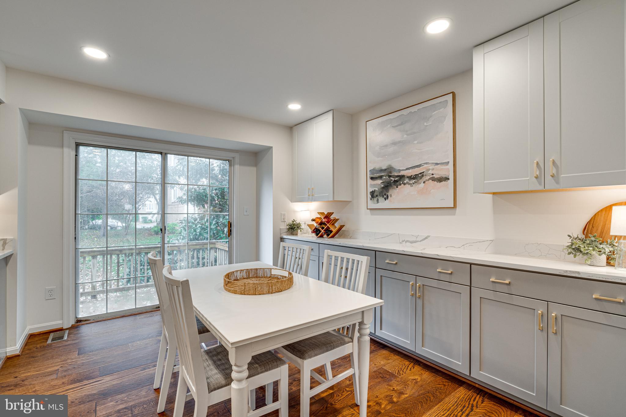 20930 Sandstone Square Sterling, VA 20165 - Photo 5 of 31