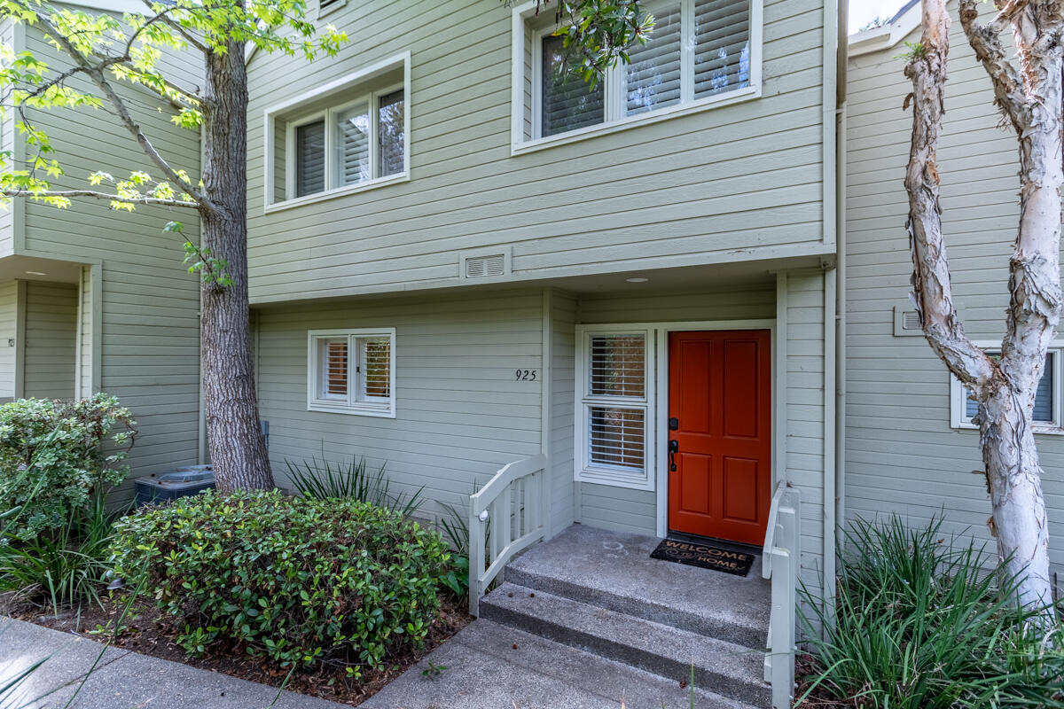 925 Weldon Road Santa Barbara, CA 93109 - Photo 1 of 29 925 Weldon