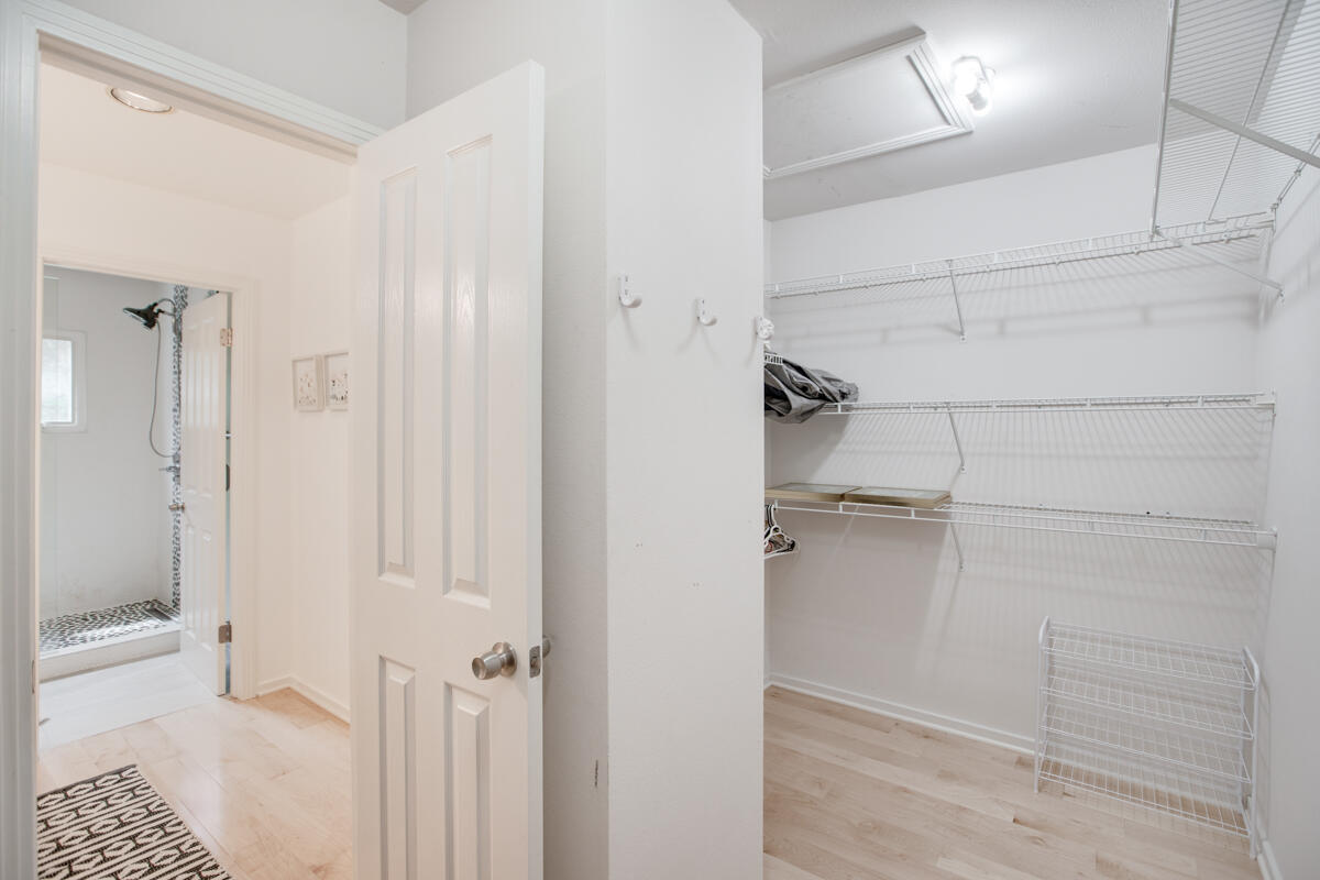 925 Weldon Road Santa Barbara, CA 93109 - Photo 13 of 29 Huge primary closet