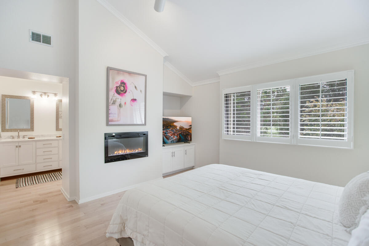 925 Weldon Road Santa Barbara, CA 93109 - Photo 10 of 29 Primary Bed
