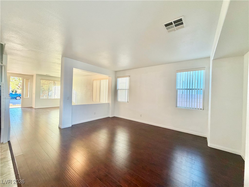 2952 Jacaranda Drive Las Vegas, NV 89117 - Photo 5 of 29