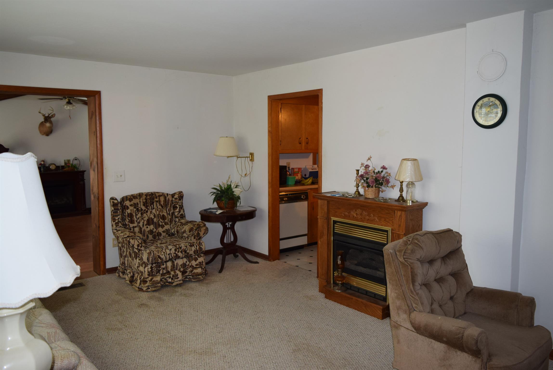 1835 Ragsdale Road Manchester, TN 37355 - Photo 3 of 11 a view of livingroom with furniture and windows
