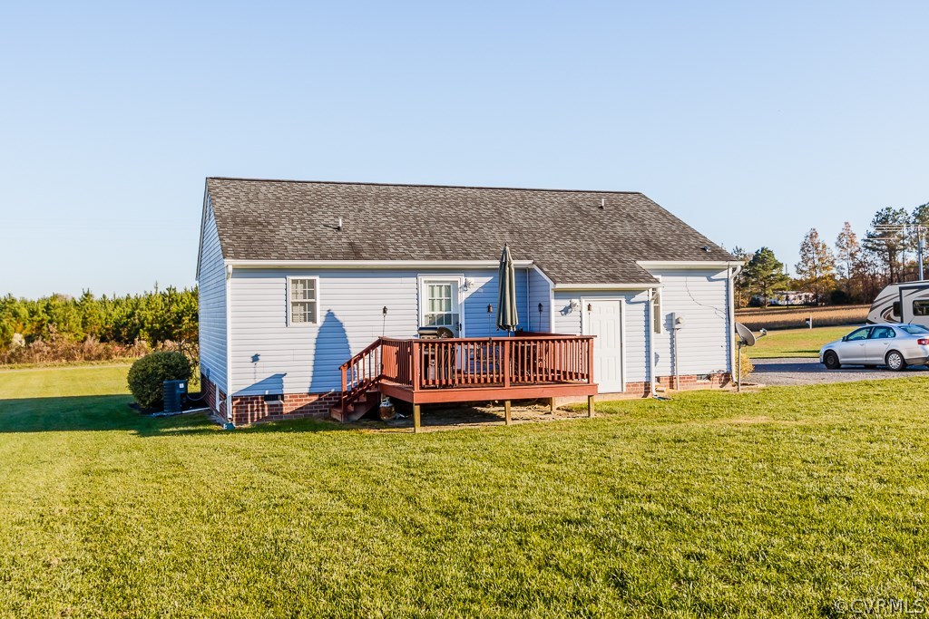 8398 Rowanty Road Carson, VA 23830 - Photo 22 of 34 front view of a house with a yard