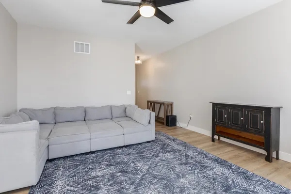 $305,000 | 401 B Jenny Lane, Heyworth, IL 61745