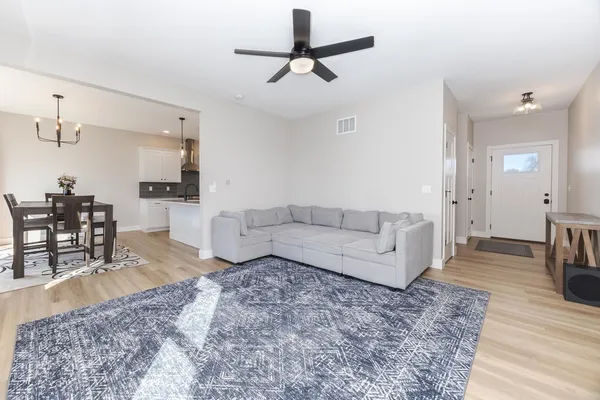 $305,000 | 401 B Jenny Lane, Heyworth, IL 61745