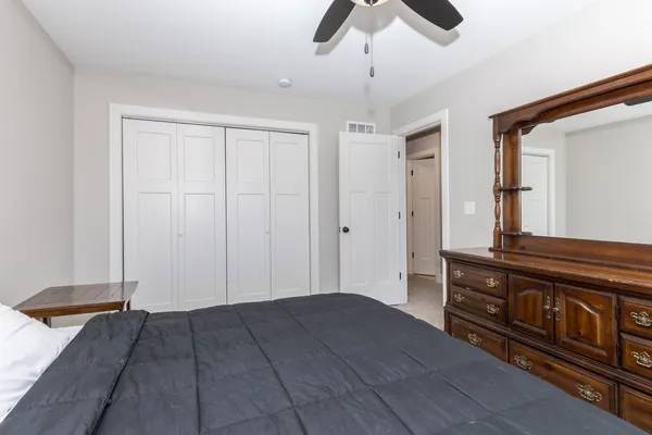 $305,000 | 401 B Jenny Lane, Heyworth, IL 61745