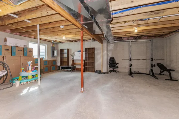 $305,000 | 401 B Jenny Lane, Heyworth, IL 61745