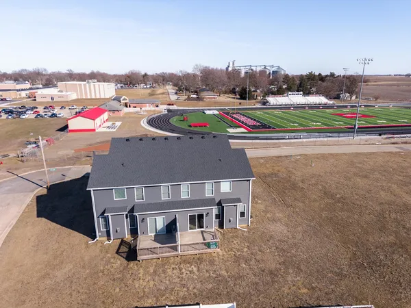 $305,000 | 401 B Jenny Lane, Heyworth, IL 61745