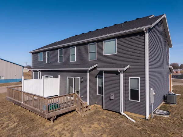 $305,000 | 401 B Jenny Lane, Heyworth, IL 61745