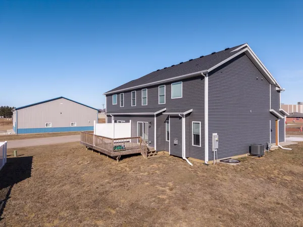 $305,000 | 401 B Jenny Lane, Heyworth, IL 61745