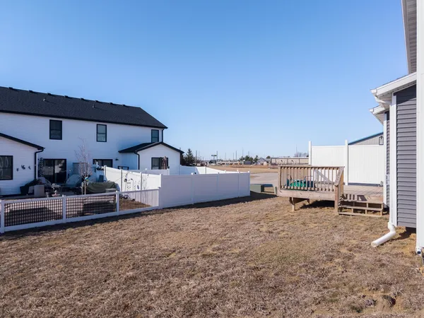 $305,000 | 401 B Jenny Lane, Heyworth, IL 61745
